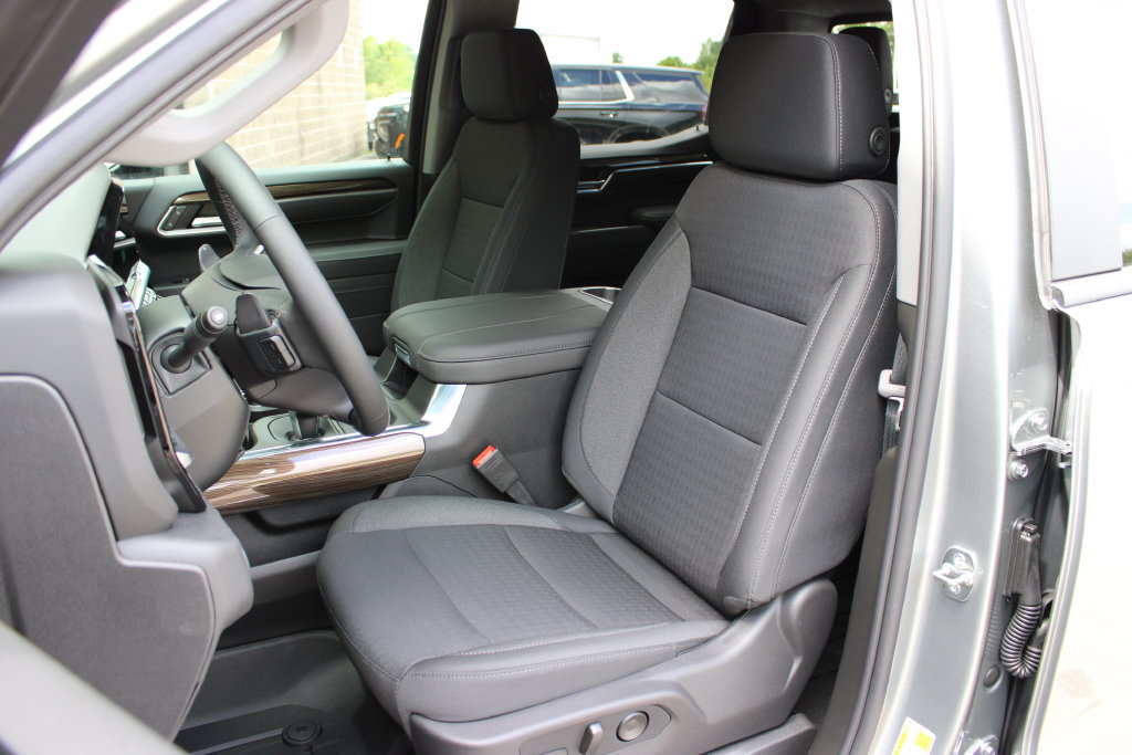 New 2026 Chevrolet Silverado 1500 LT w/ Safety Package AWD/4WD image 14