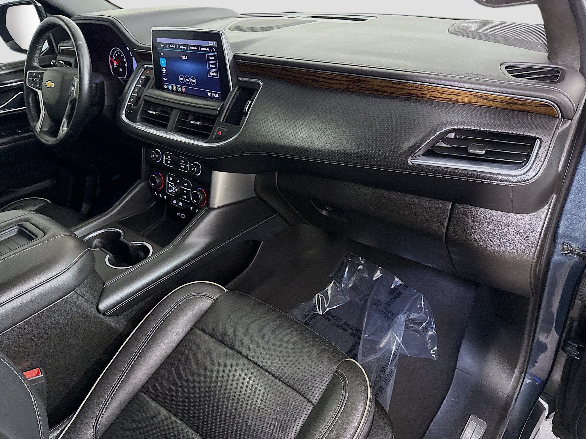 Used 2021 Chevrolet Tahoe Premier w/ Premium Package AWD/4WD image 30