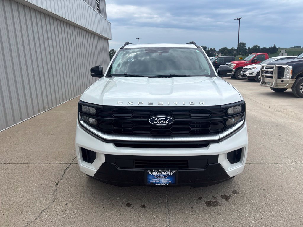 New 2027 Ford Expedition Max Platinum w/ Driver's Package AWD/4WD image 2