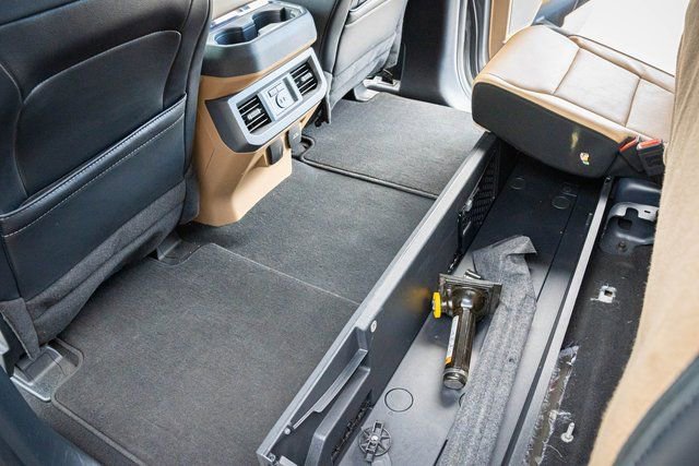 Used 2024 Ford F250 Lariat image 30