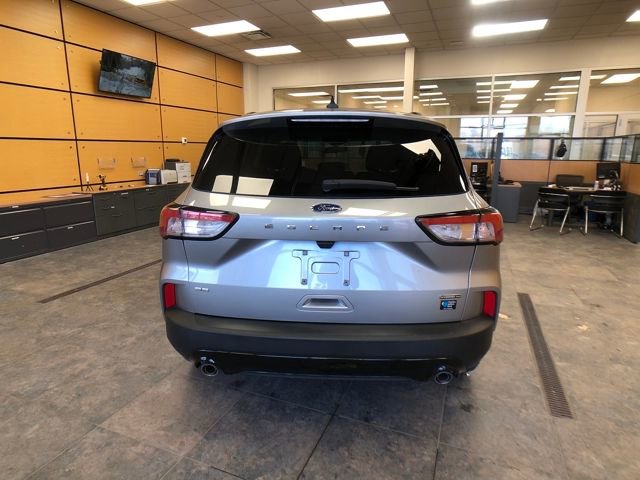 Certified 2021 Ford Escape SE w/ SE Sport Appearance Package image 6