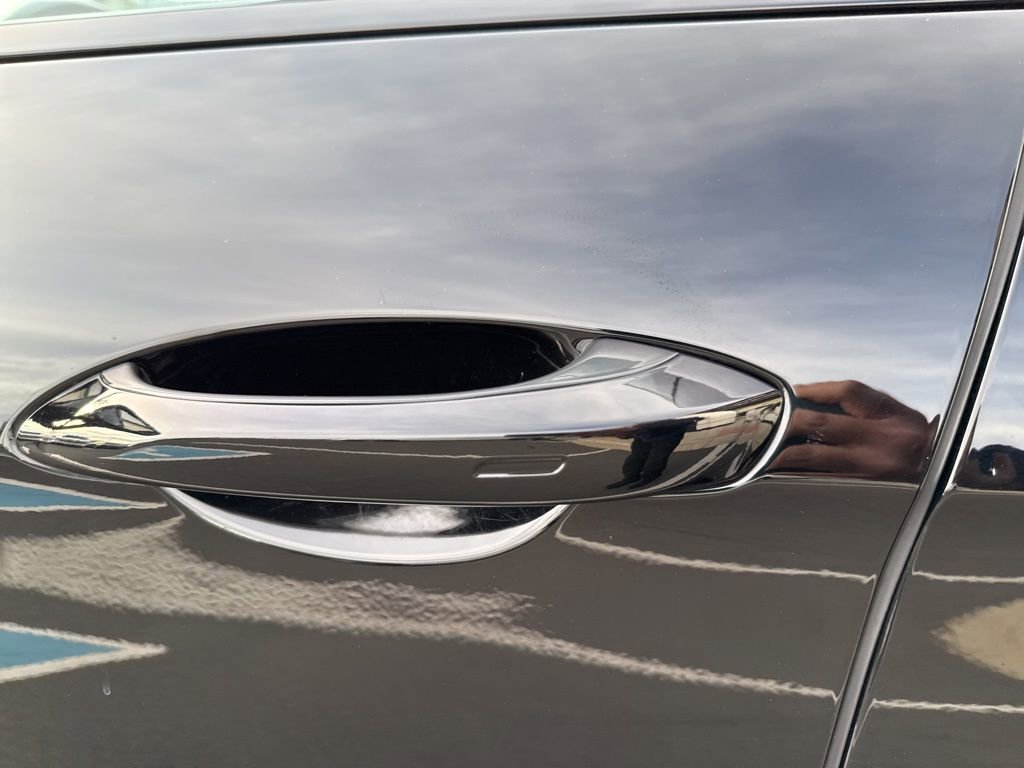 Used 2022 Porsche Panamera 4 Platinum Edition image 13