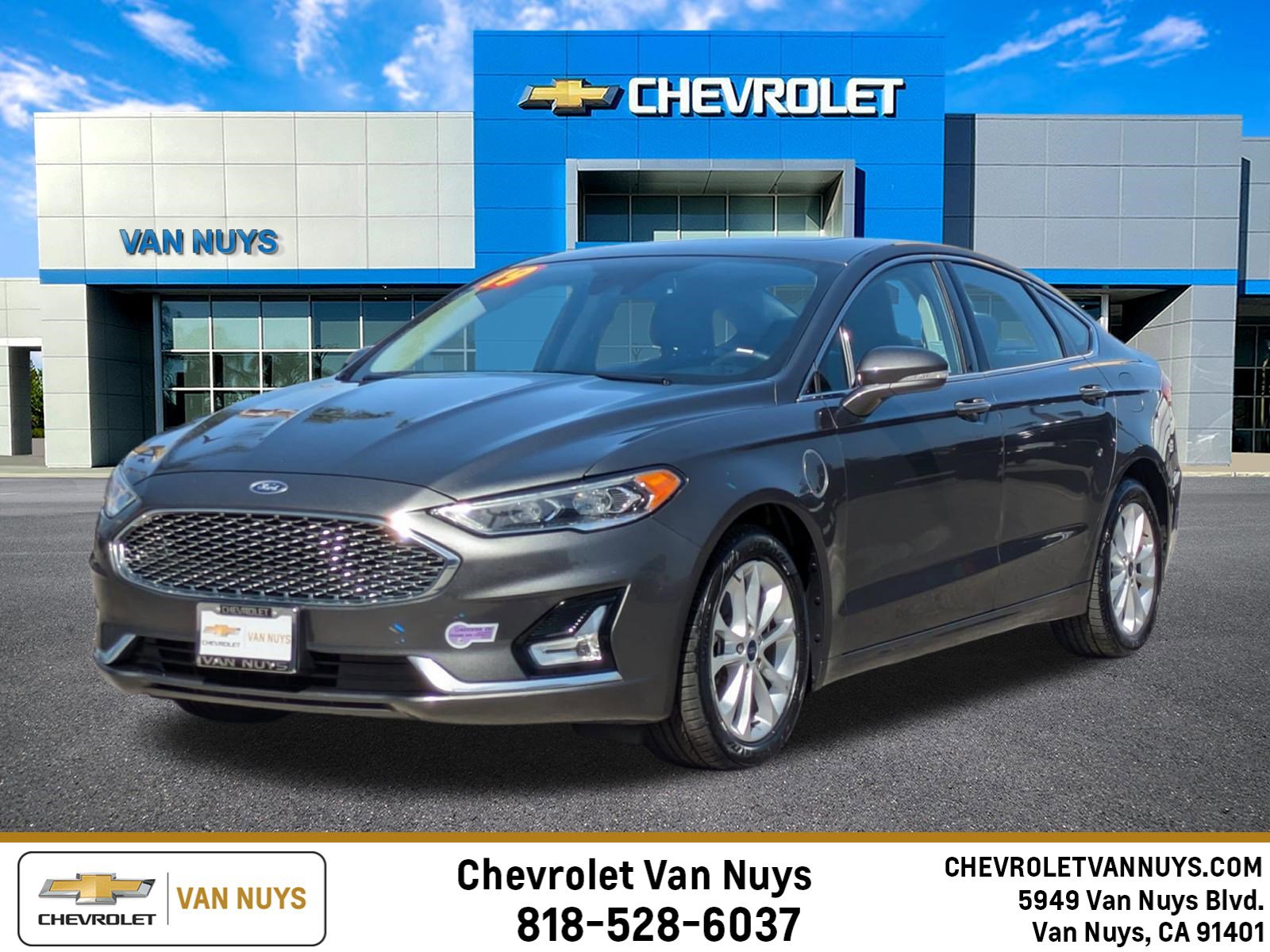Used 2019 Ford Fusion Energi Titanium FWD image 1