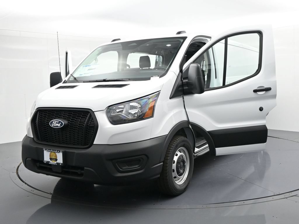 New 2026 Ford Transit 250 Low Roof w/ Load Area Protection Package RWD image 28
