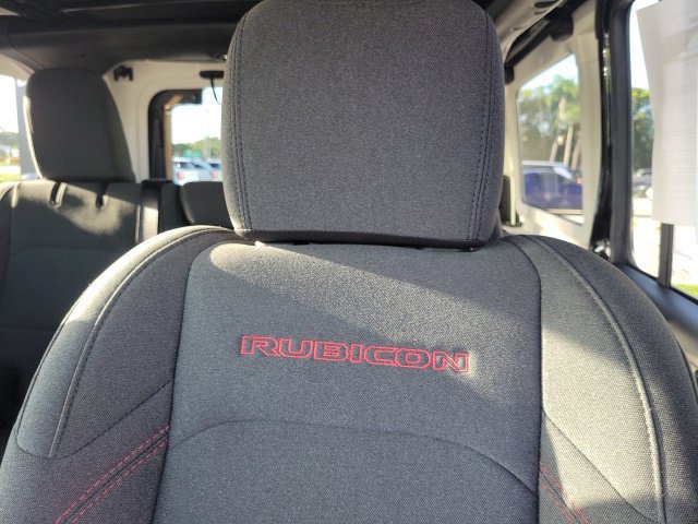 Used 2026 Jeep Wrangler Unlimited Rubicon AWD/4WD image 33