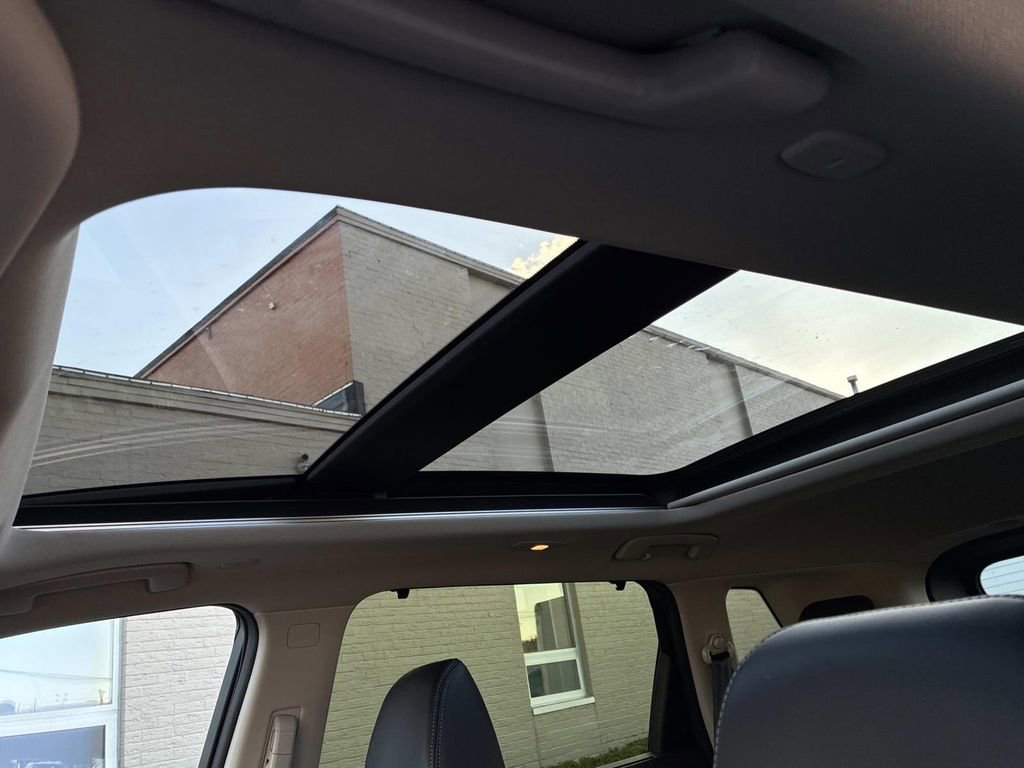 Certified 2023 Nissan Rogue SV w/ SV Premium B Package image 22