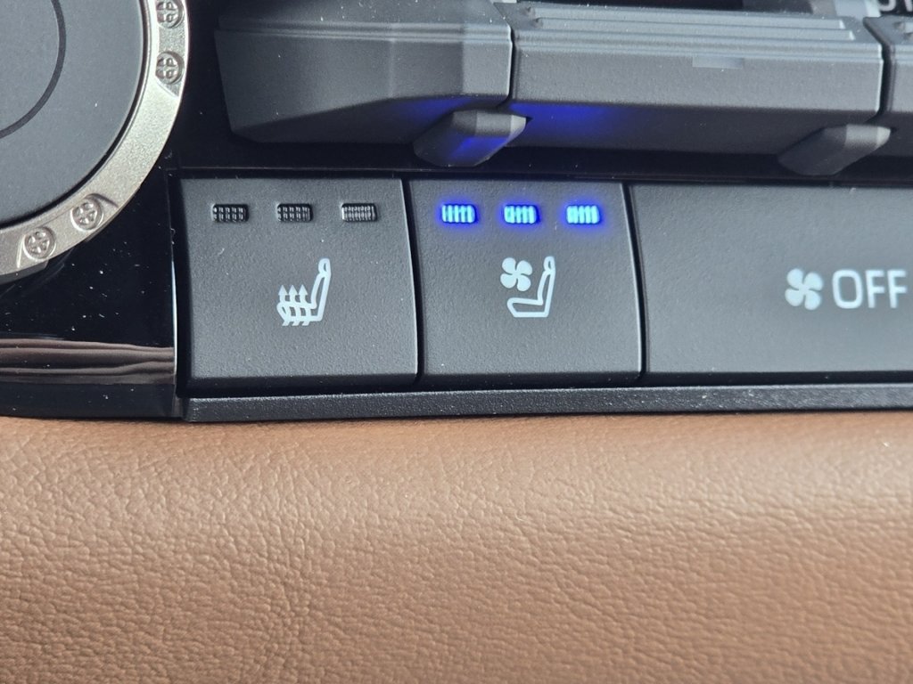New 2026 Toyota Tundra 1794 Edition AWD/4WD image 10