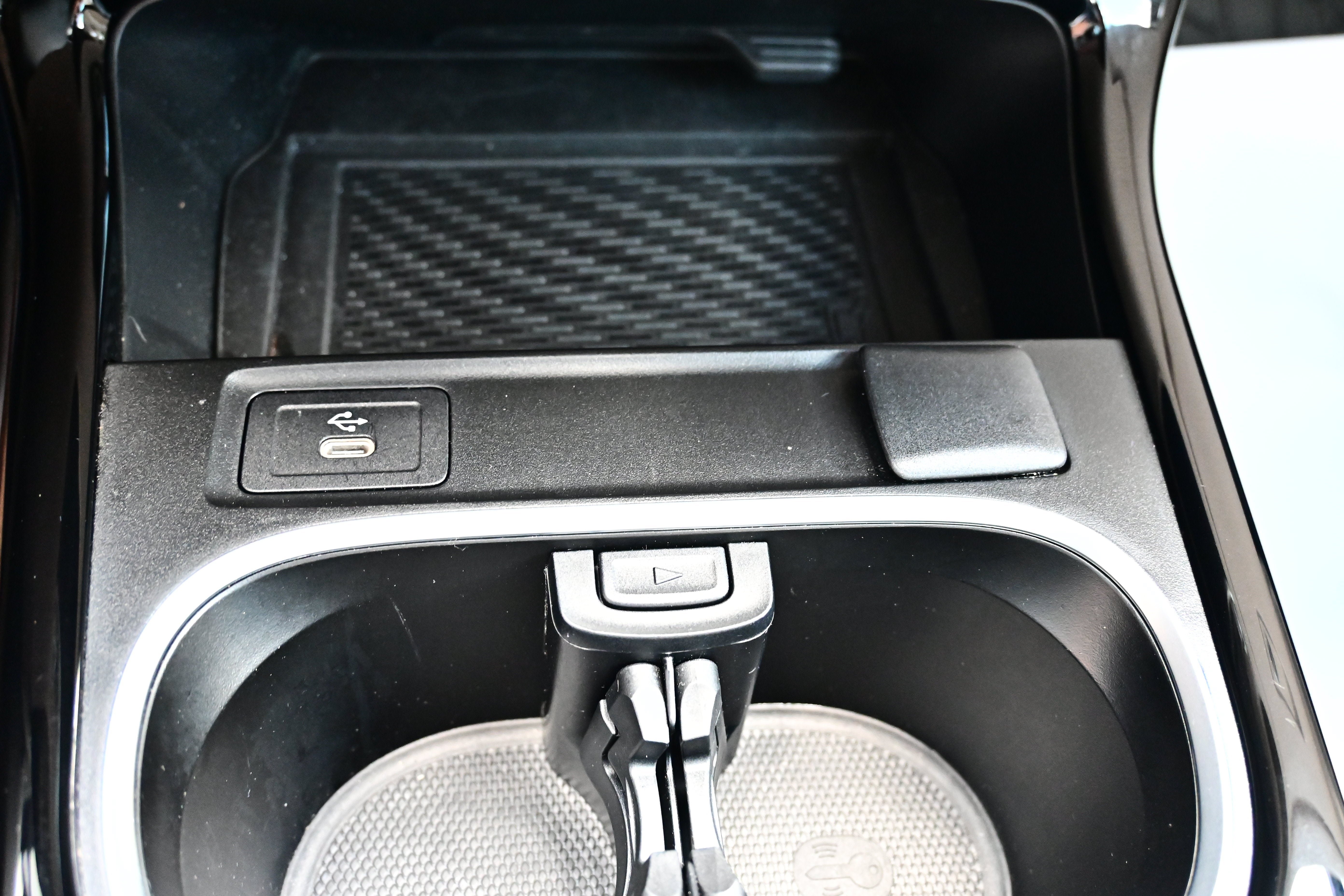 Used 2025 Mercedes-Benz CLA 250 4MATIC image 26