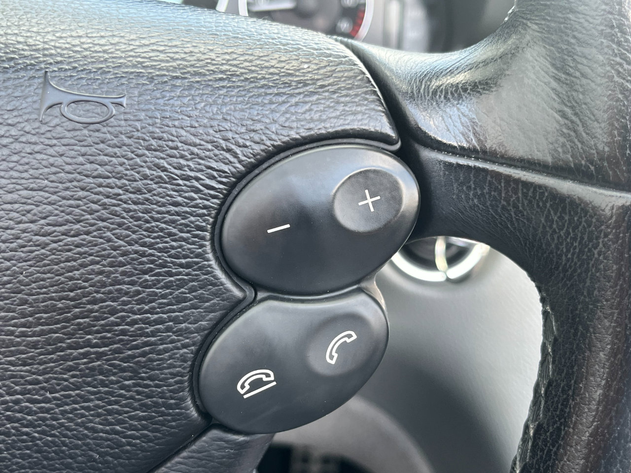 Used 2006 Mercedes-Benz CLK 350 Cabriolet image 25