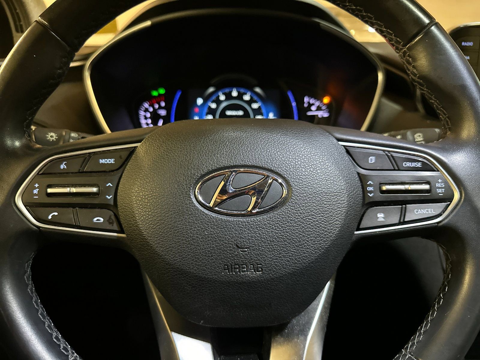 Used 2019 Hyundai Santa Fe Limited FWD image 22