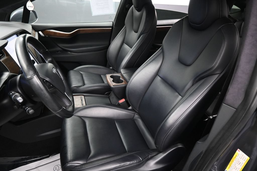 Used 2020 Tesla Model X Long Range AWD/4WD image 25