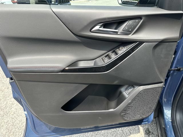 New 2026 Chevrolet Equinox RS w/ Convenience Package III FWD image 8