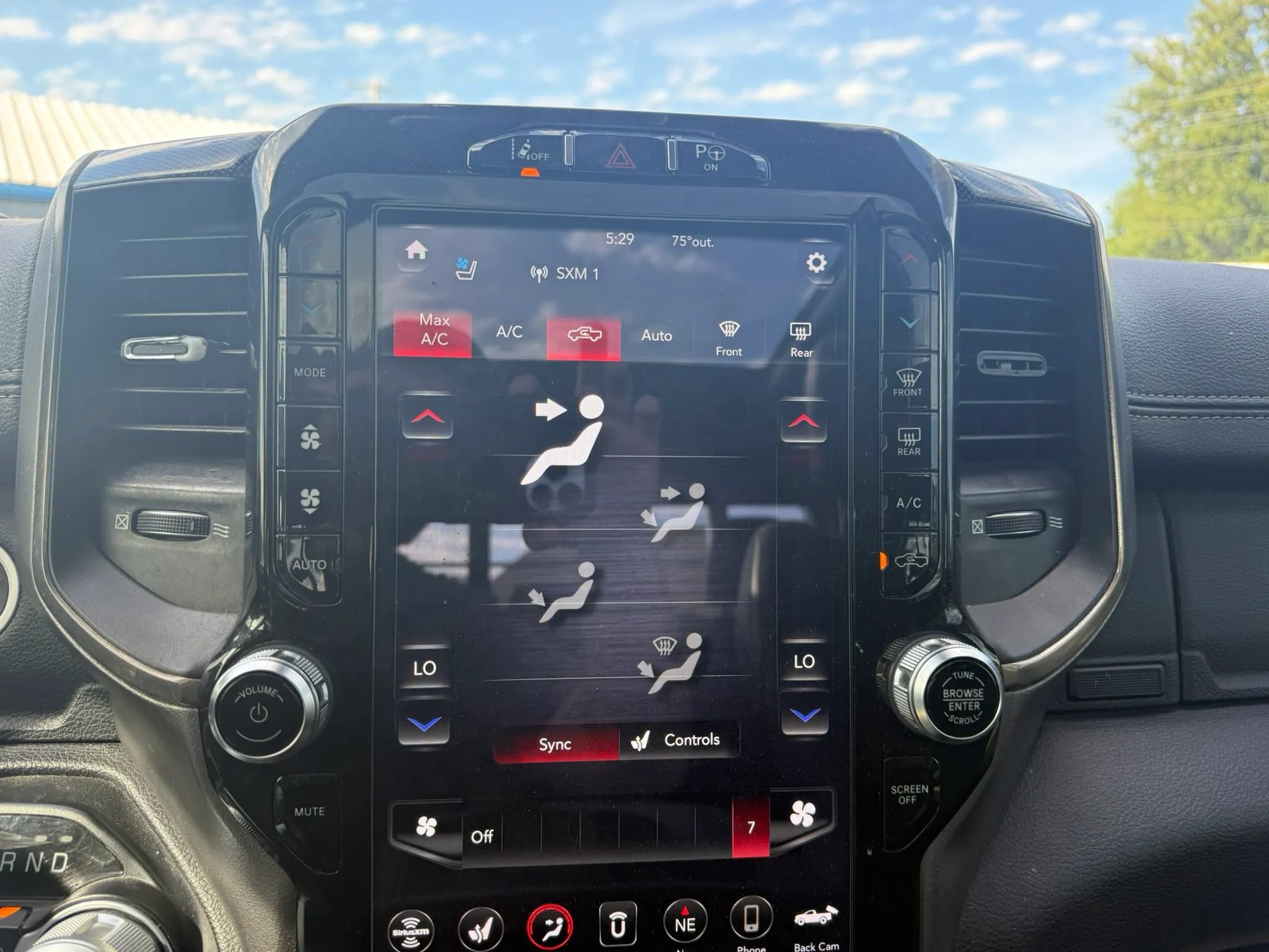 Used 2020 RAM 1500 Sport w/ Alpine Leather & Sound Group AWD/4WD image 15