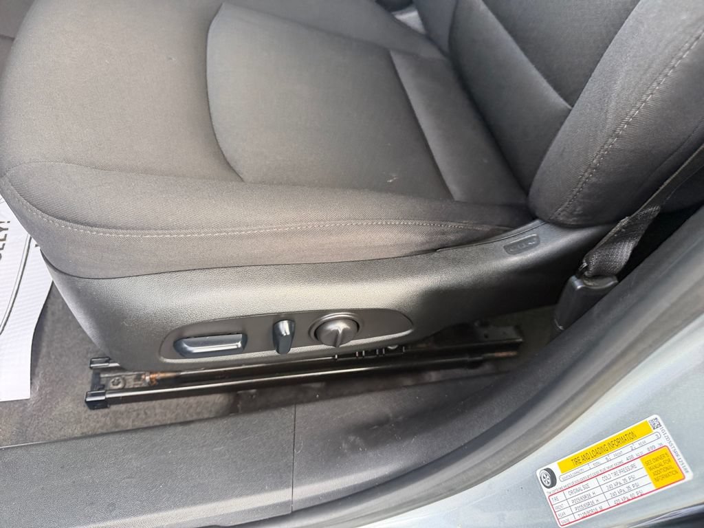 Certified 2024 Chevrolet Malibu LT FWD image 13