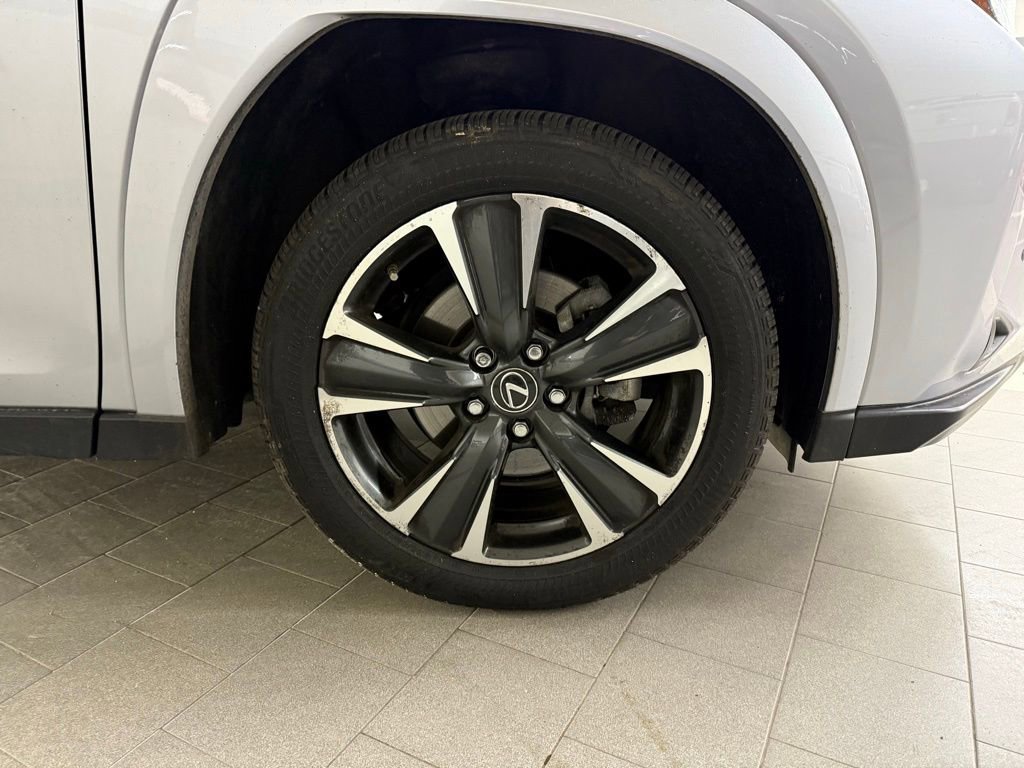 Used 2023 Lexus UX 250h 250h Premium w/ Accessory Package (Z2) image 26