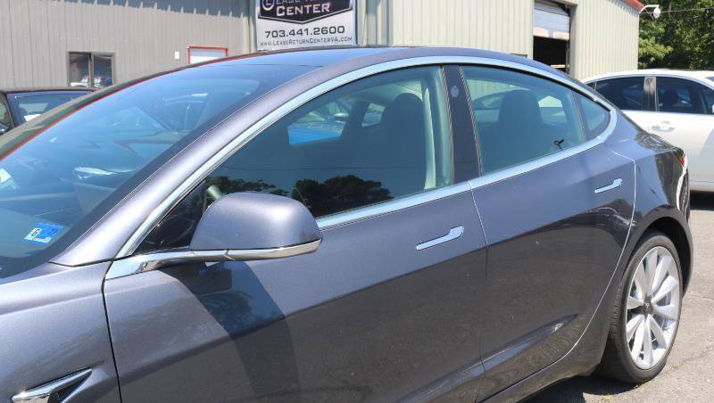 Used 2020 Tesla Model 3 Standard Range RWD image 4