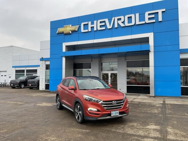 Used 2017 Hyundai Tucson Limited w/ Limited Ultimate Package 03