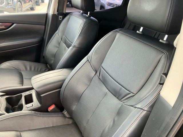 Used 2021 Nissan Rogue Sport SL w/ Premium Package AWD/4WD image 13