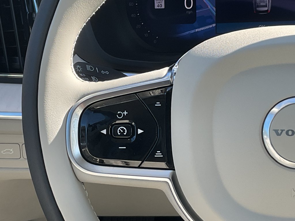 New 2027 Volvo XC60 T8 Ultra AWD/4WD image 22