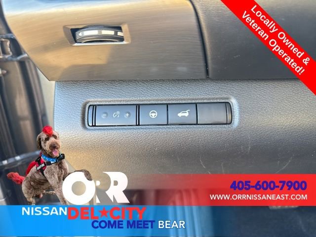 Used 2022 Nissan Pathfinder SL FWD image 24
