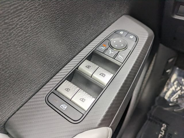 Used 2025 Mitsubishi Outlander SE FWD image 22