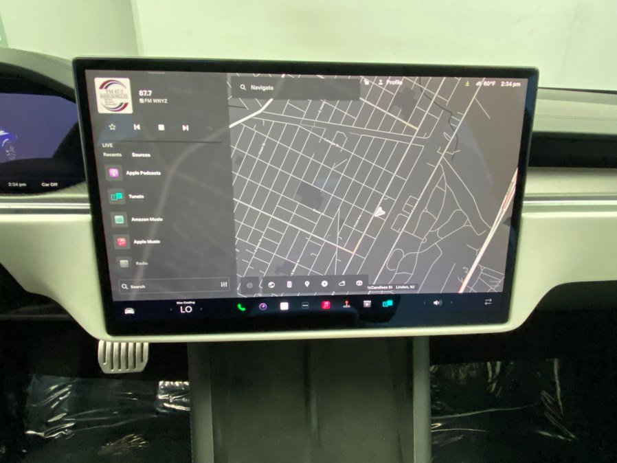 Used 2023 Tesla Model S Plaid image 28