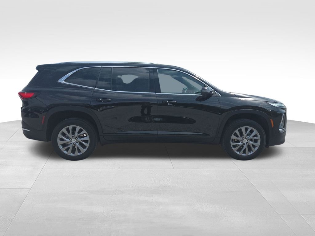 Used 2025 Buick Enclave Preferred FWD image 7
