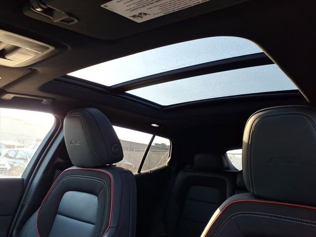 New 2026 Chevrolet Equinox EV RS image 8