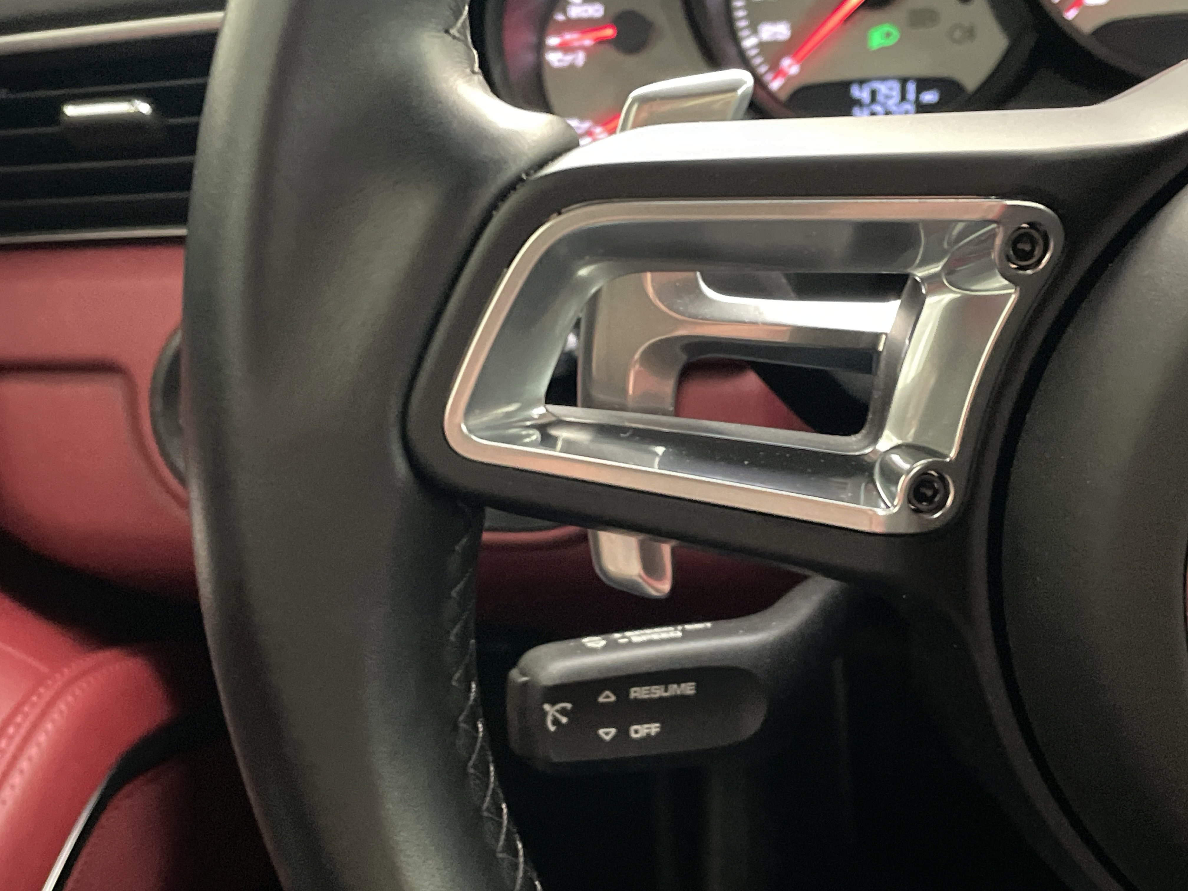 Used 2019 Porsche 911 Targa 4S image 33