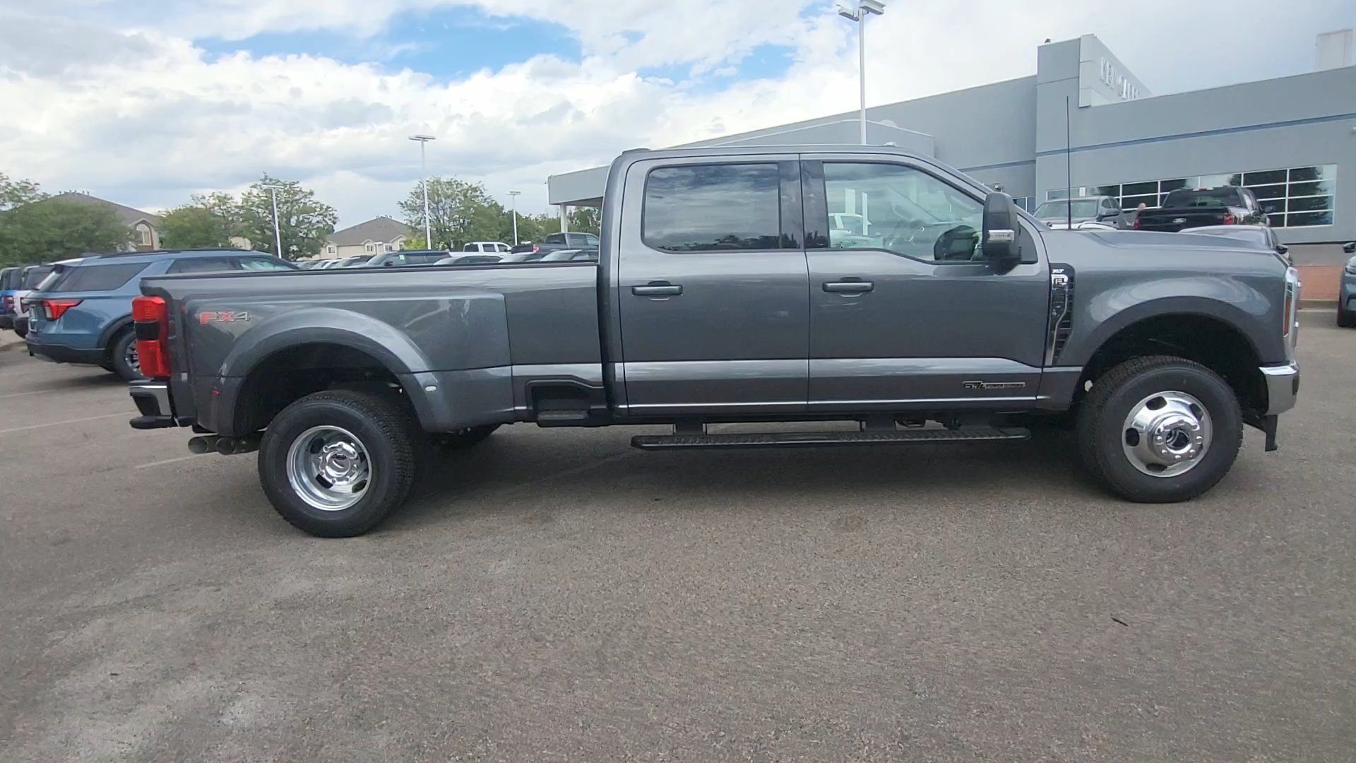 New 2026 Ford F350 XLT w/ XLT Premium Package AWD/4WD image 6