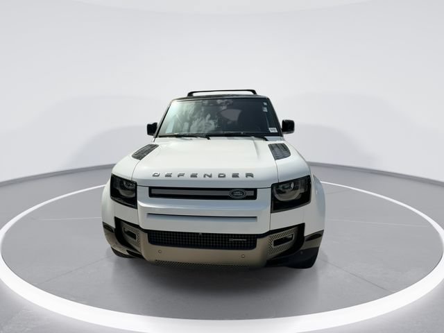 Used 2023 Land Rover Defender 110 X-Dynamic SE AWD/4WD image 3