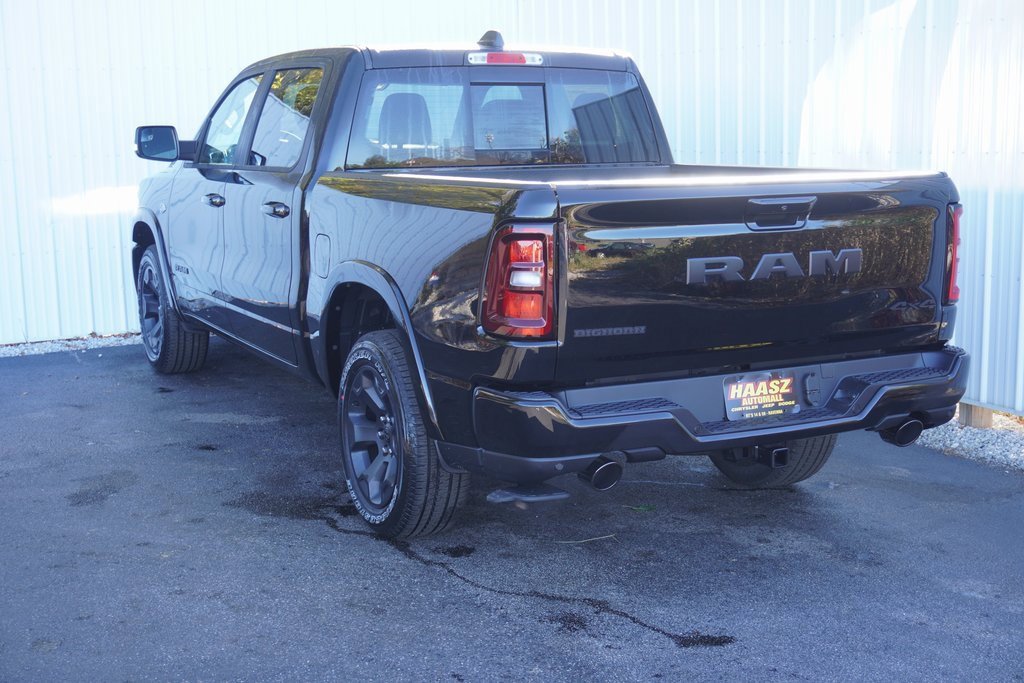 New 2026 RAM 1500 4x4 Crew Cab image 4
