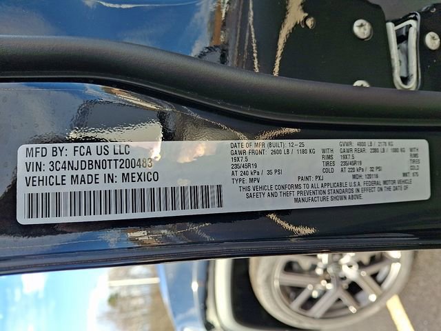 New 2026 Jeep Compass Latitude image 10