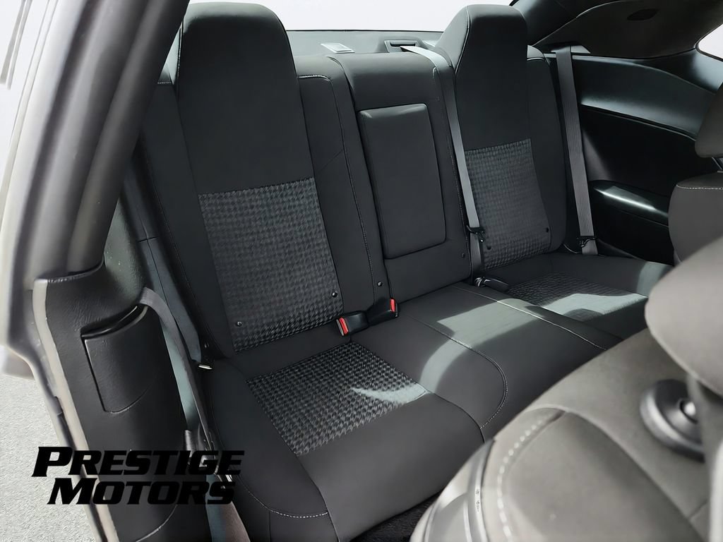 Used 2022 Dodge Challenger R/T Scat Pack RWD image 31