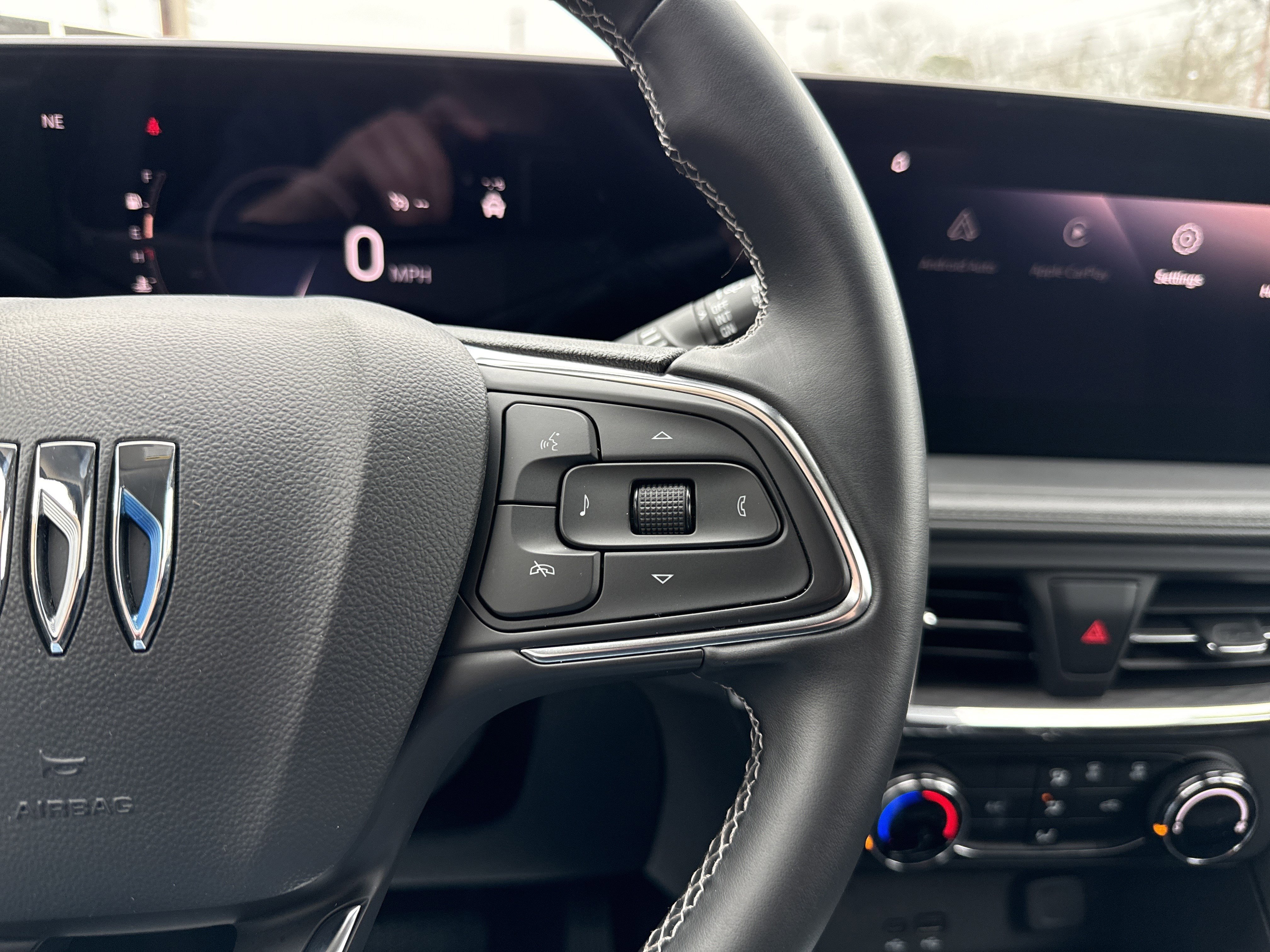 Used 2025 Buick Encore GX Preferred image 19