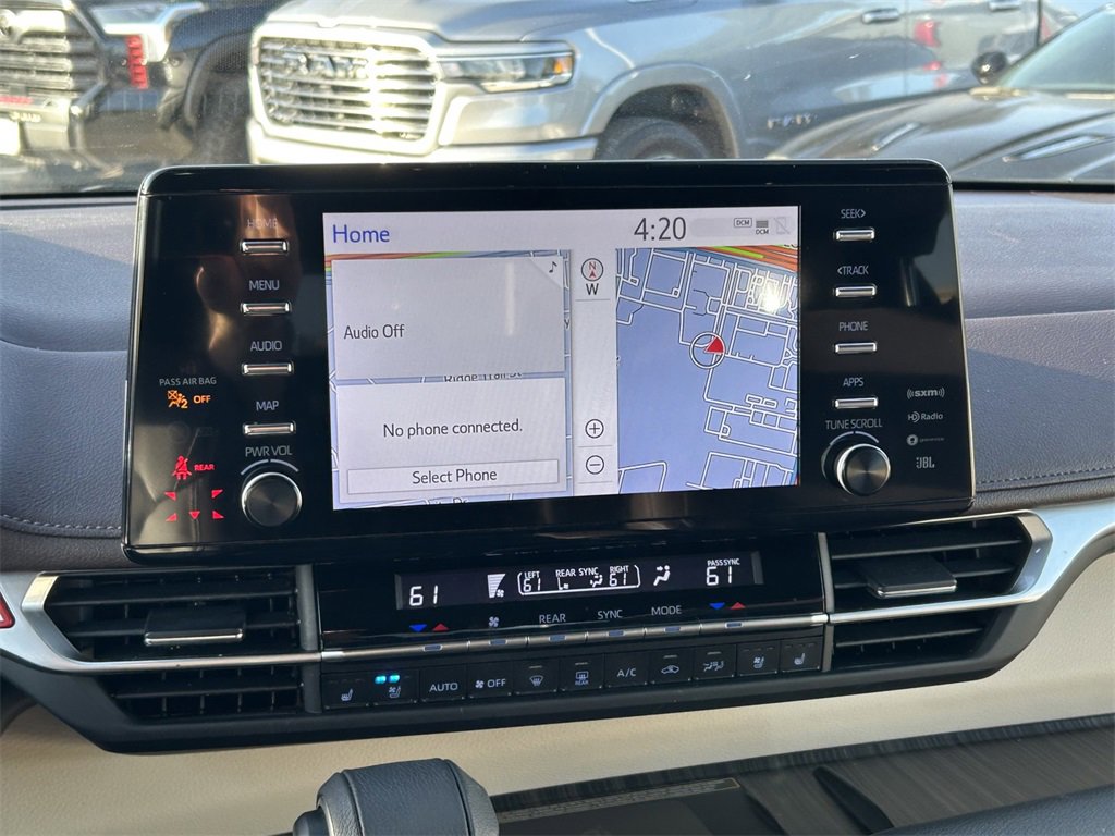 Used 2023 Toyota Sienna Platinum image 20