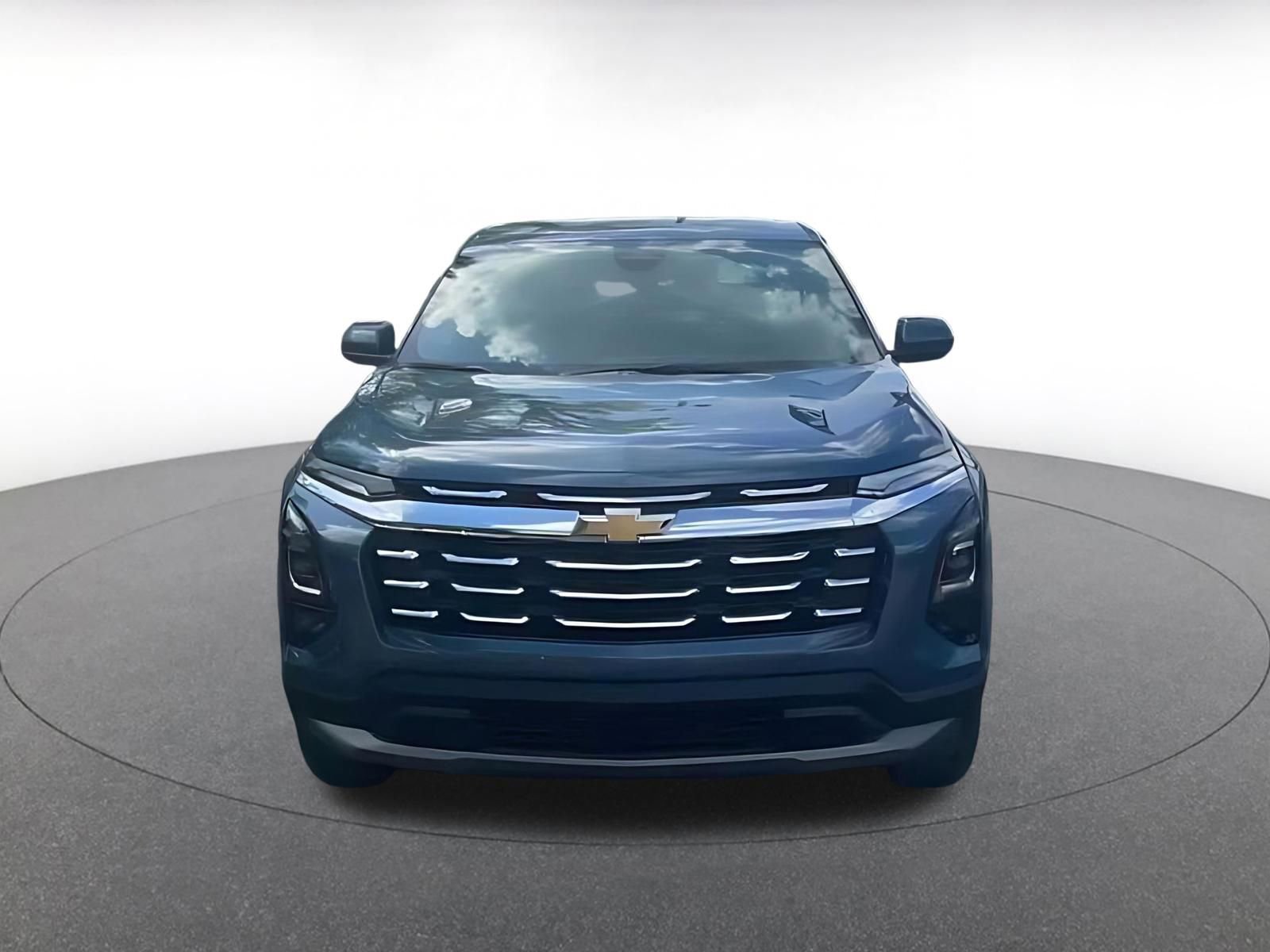 Used 2025 Chevrolet Equinox LT FWD image 4