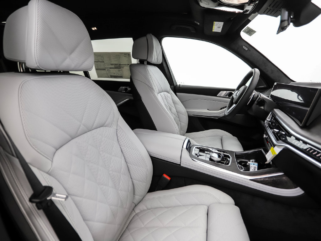 New 2027 BMW X7 xDrive40i w/ Executive Package AWD/4WD image 37