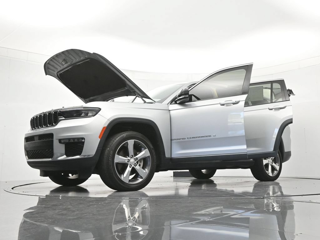 Used 2021 Jeep Grand Cherokee L Limited RWD image 52