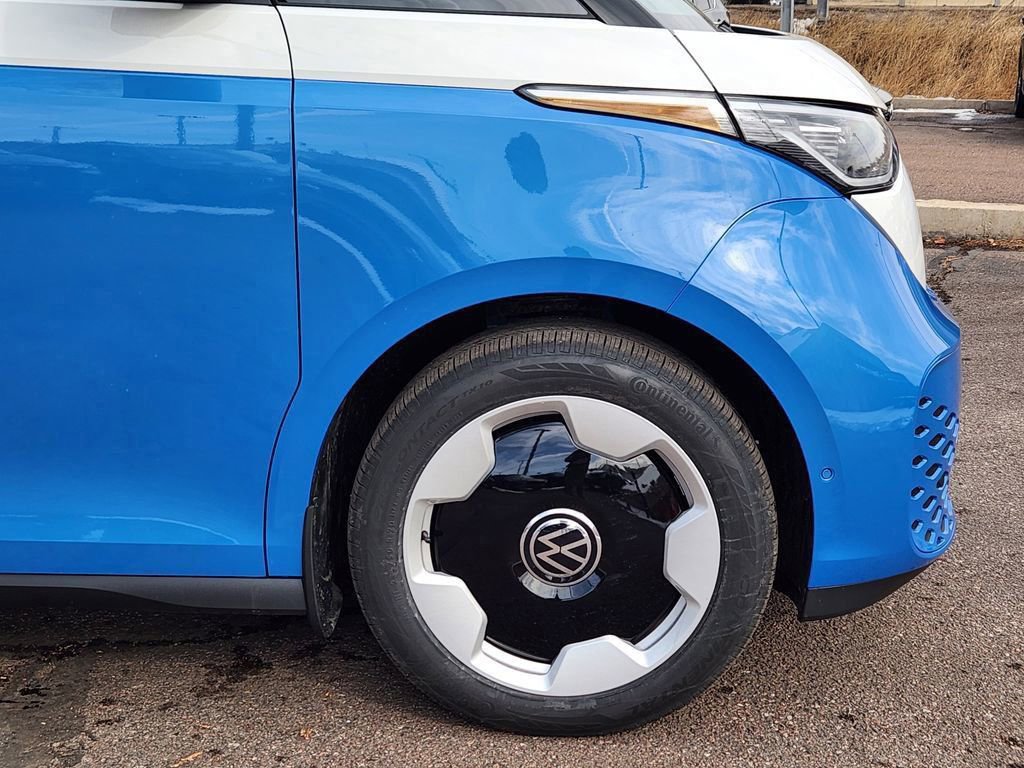 New 2025 Volkswagen ID. Buzz Pro S Plus image 28