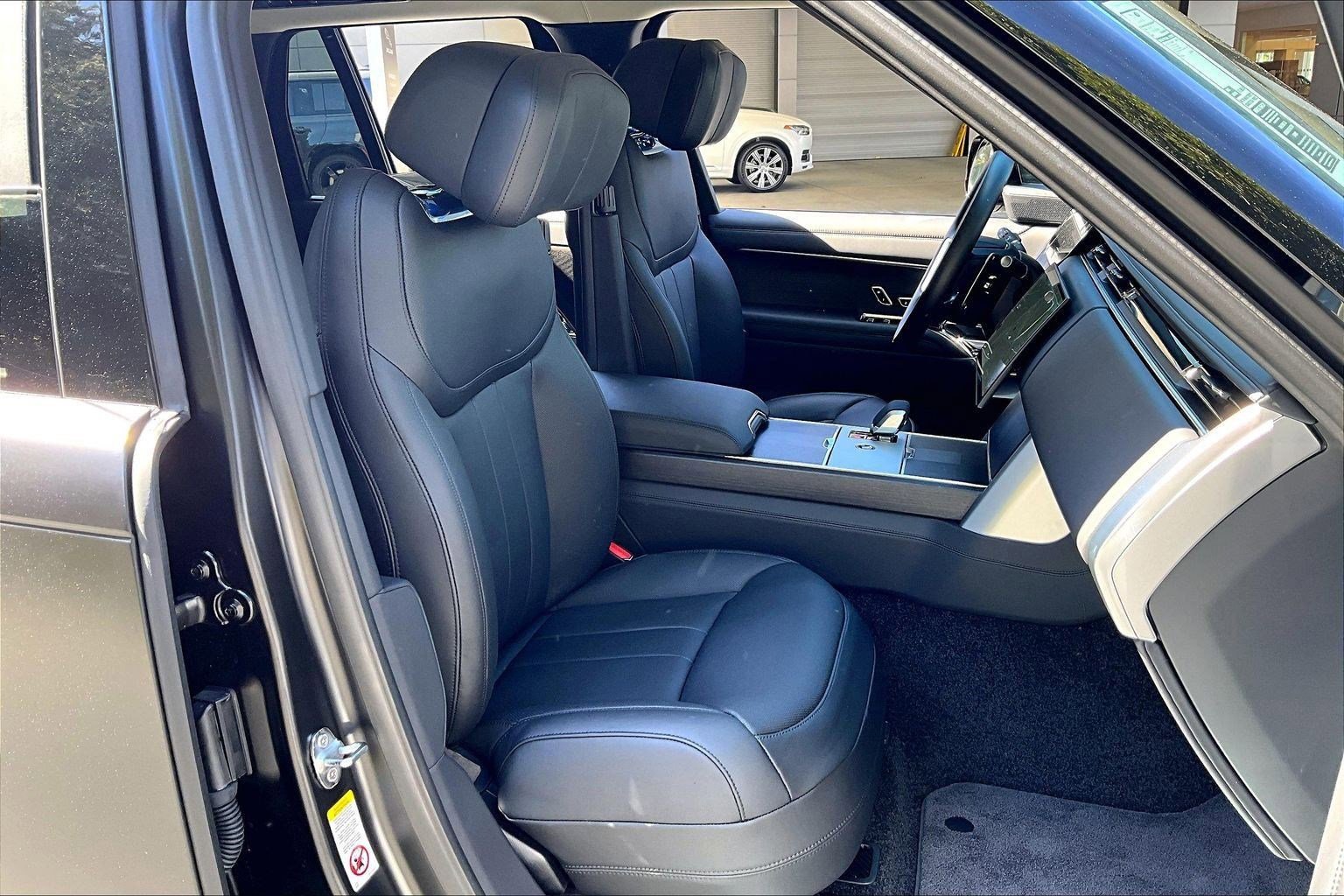 New 2026 Land Rover Range Rover Autobiography image 8