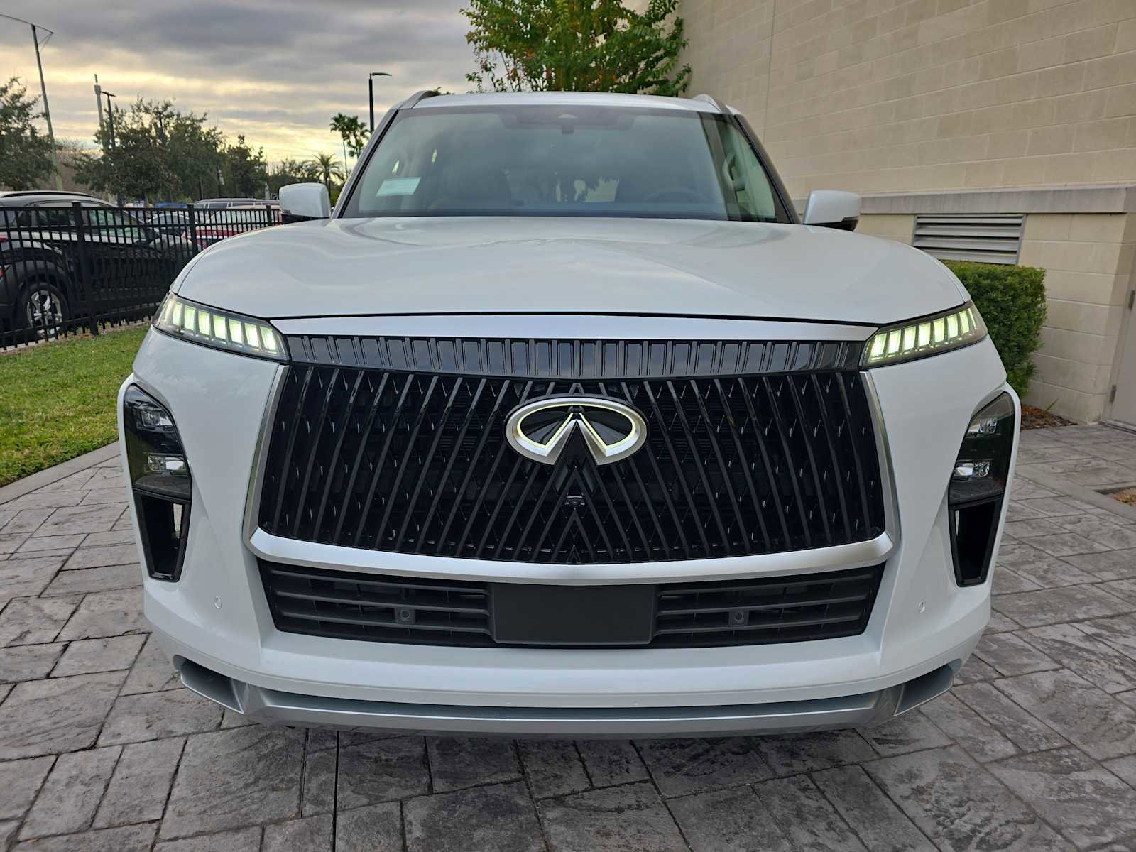 New 2026 INFINITI QX80 Luxe w/ Cargo Package video 2