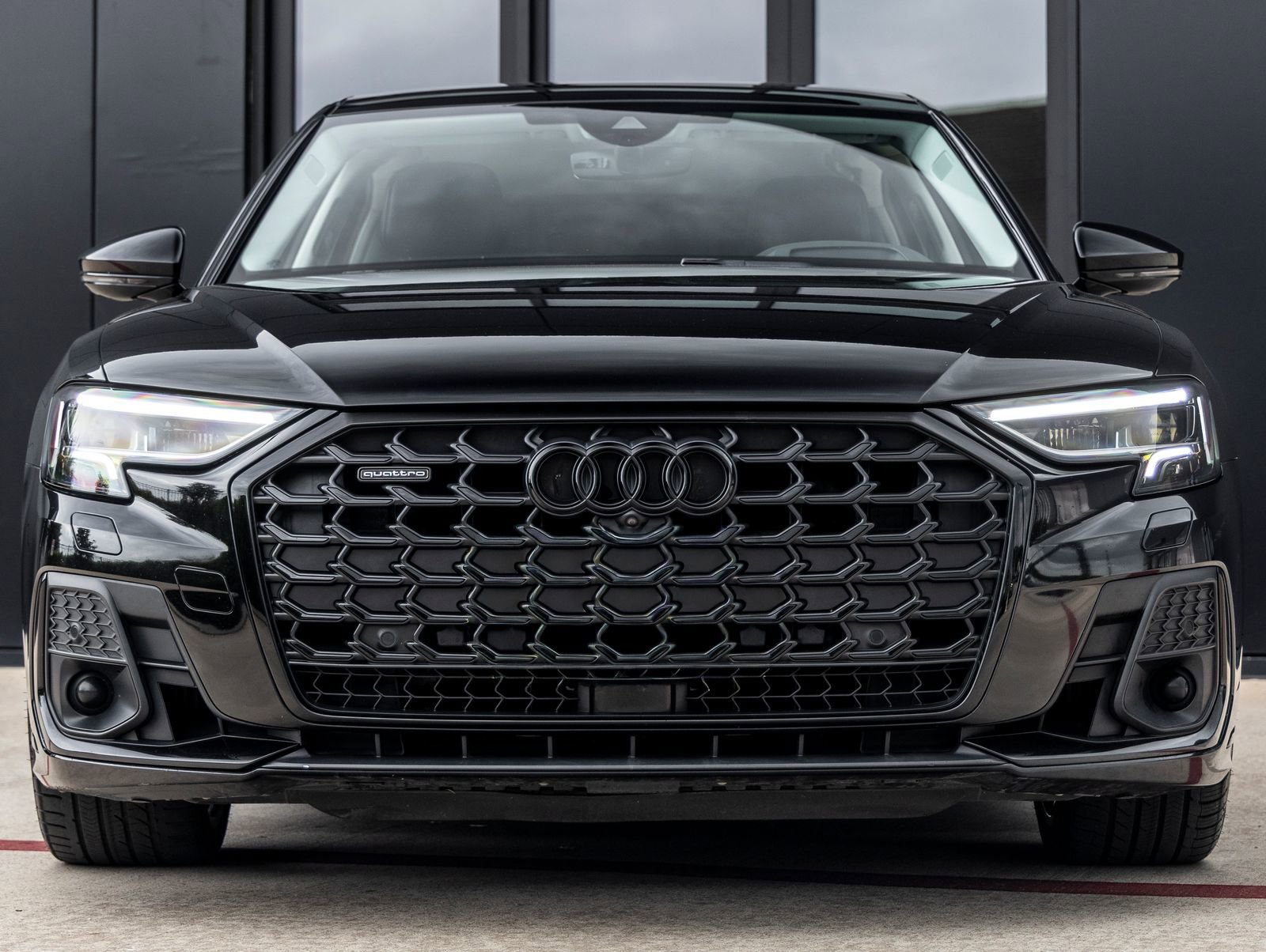 Used 2022 Audi A8 L 3.0T image 4