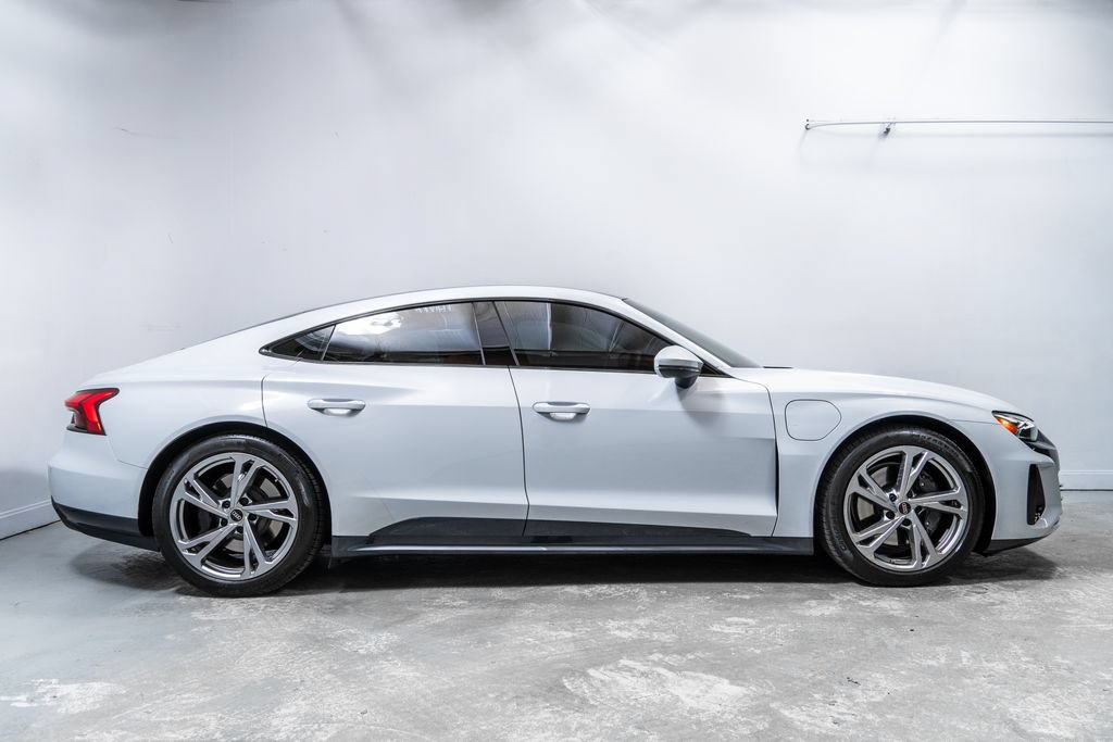 Used 2024 Audi e-tron GT Premium Plus w/ Executive Package AWD/4WD image 8