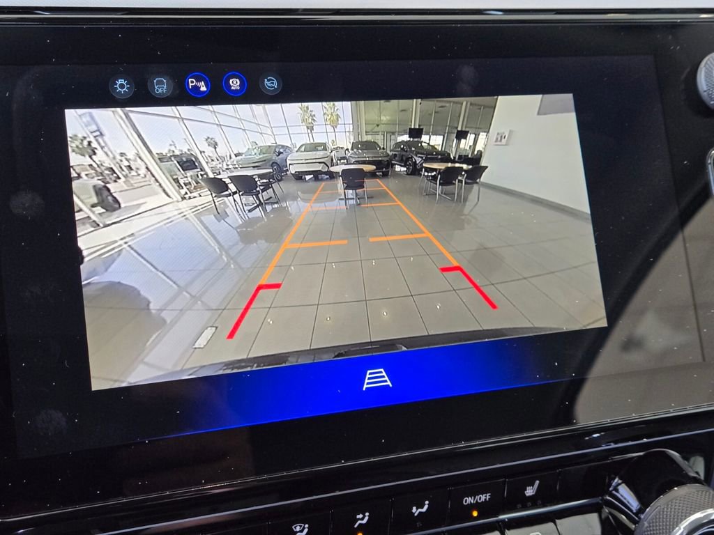 New 2027 Chevrolet Bolt LT w/ Comfort Package image 13