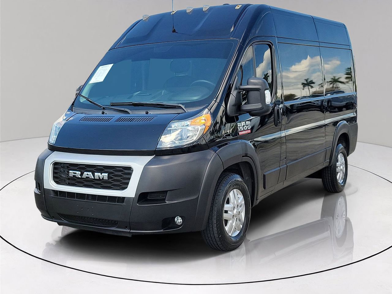 Used 2021 RAM ProMaster 1500 w/ Convenience Group image 3