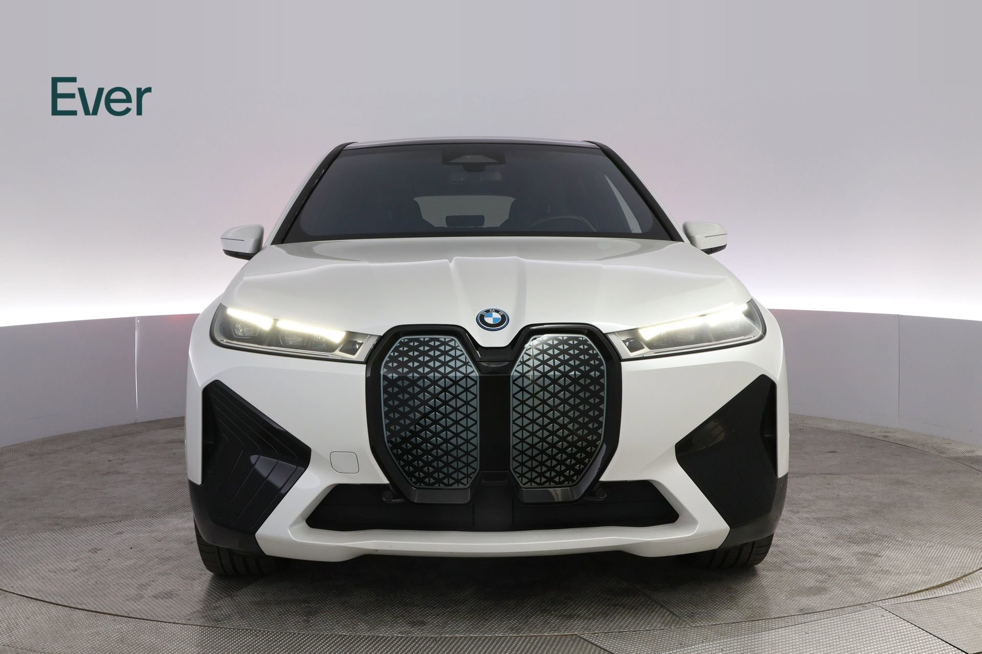 Used 2023 BMW iX xDrive50 w/ Sport Package image 12