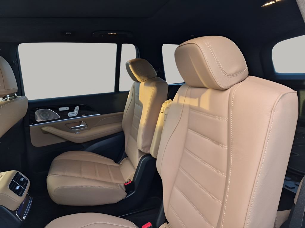Used 2026 Mercedes-Benz GLS 580 4MATIC image 19
