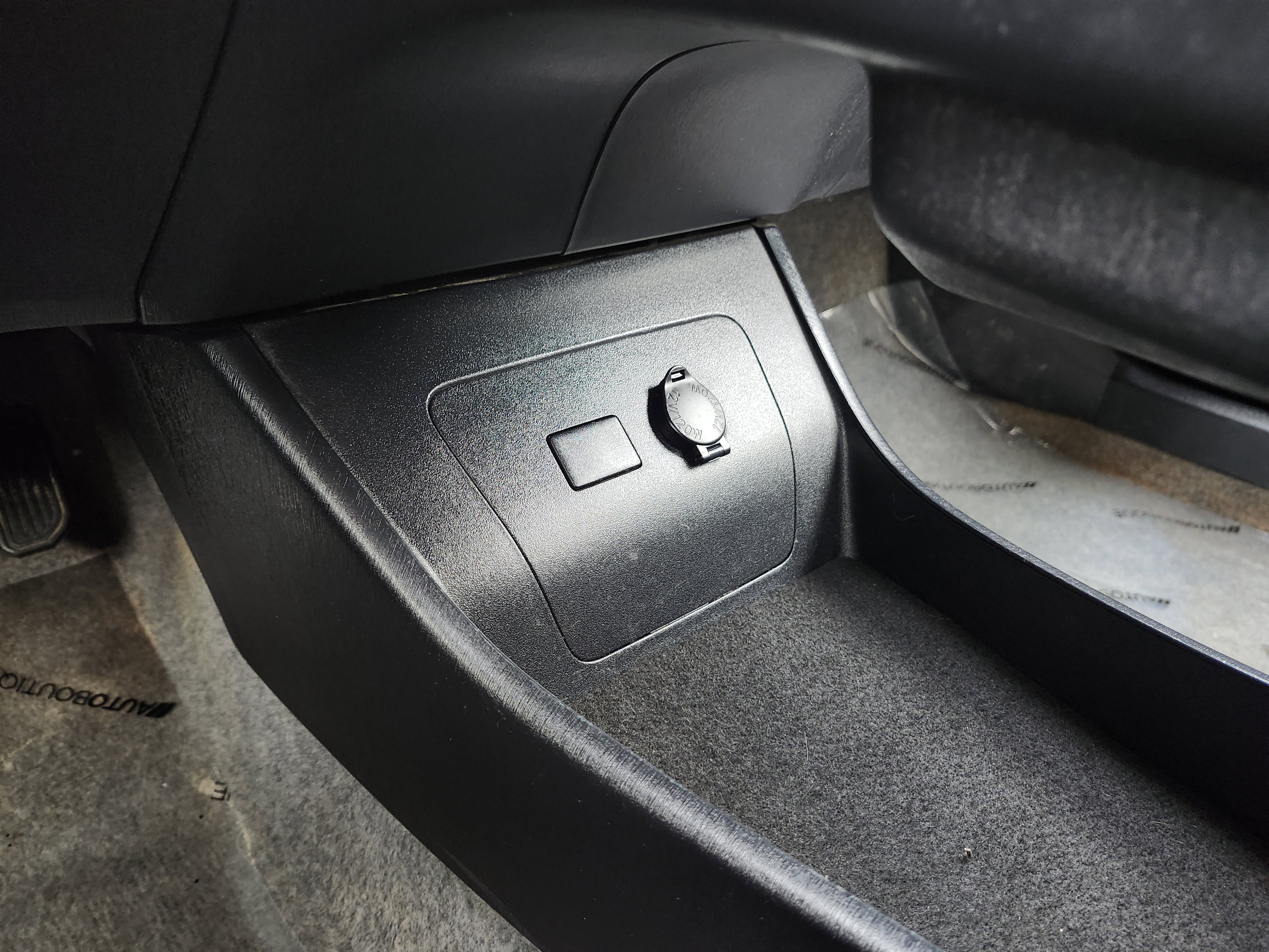 Used 2015 Toyota Prius Two FWD image 8