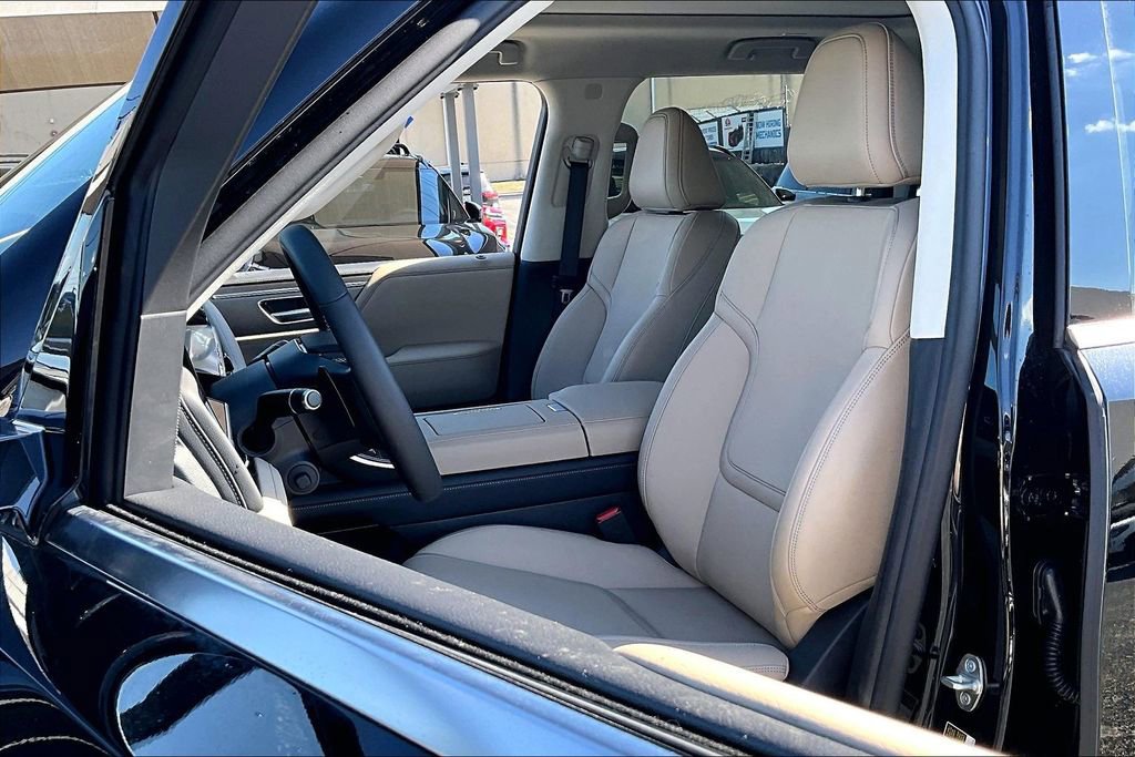 New 2026 INFINITI QX80 Pure w/ Cargo Package RWD image 13